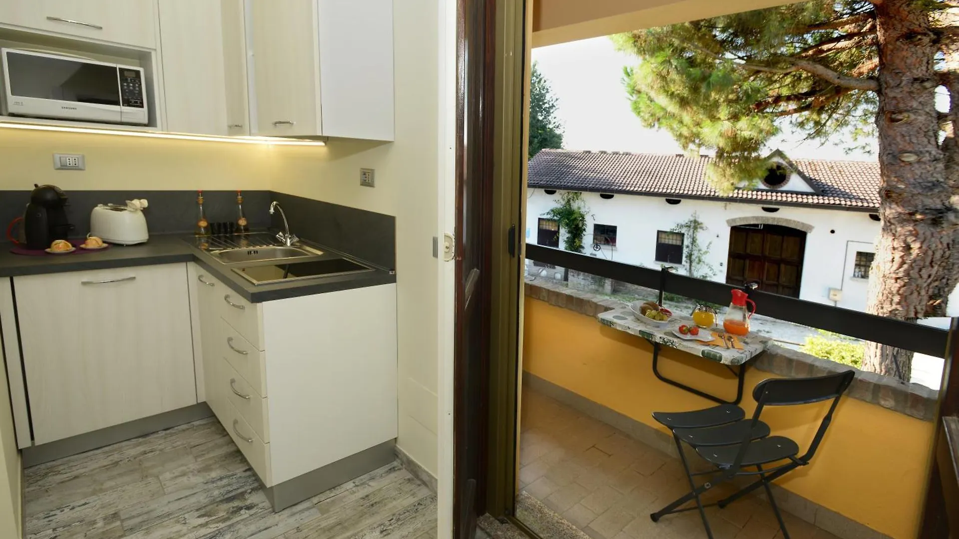 Pidkova Hotel Modena 0*,  Olaszország