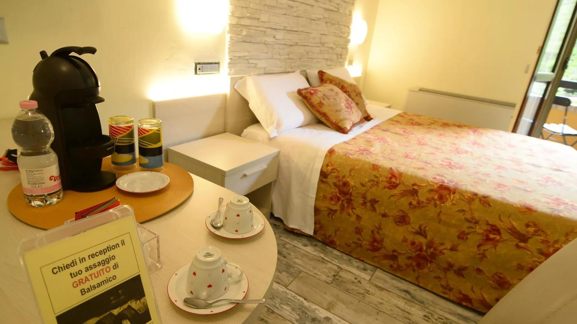 Pidkova Hotel Modena Olaszország